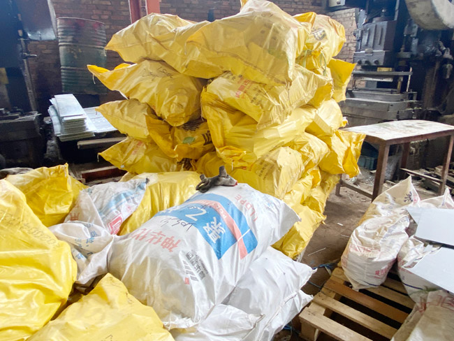 大量庫(kù)存及裝車